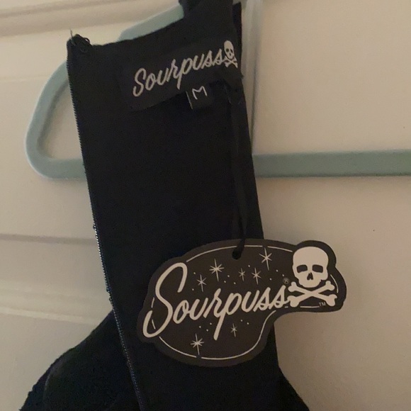 (50 Likes !!!) NWT SOURPUS midi dress, corseted top, eyelet fabric, got, pin up - Picture 7 of 9